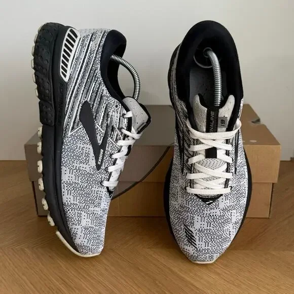 Brooks Adrenaline 19 Black/White Women Running Sneakers - SZ 9 - Picture 7 of 13